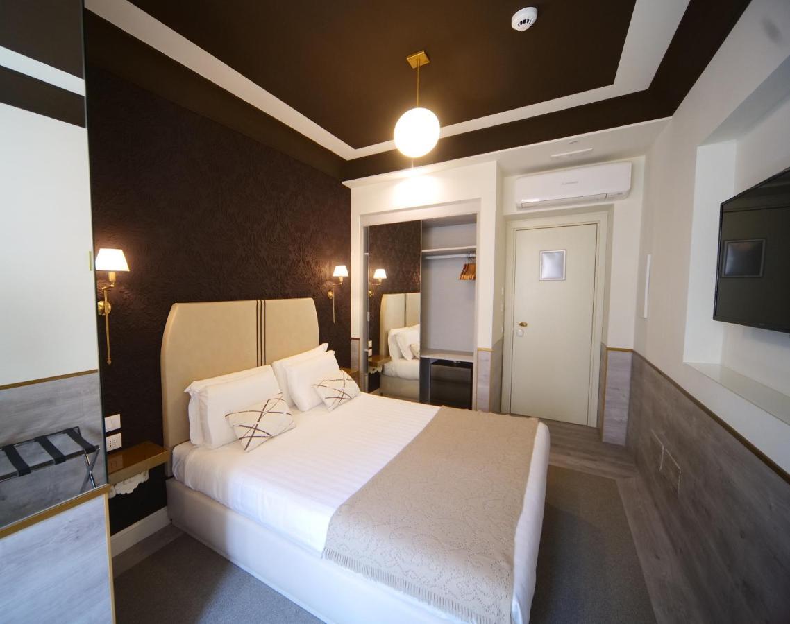 Relais Luxury Corso Maison d'hôtes 2*